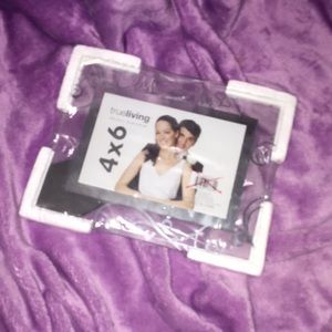 A mr and mrs picture frame
